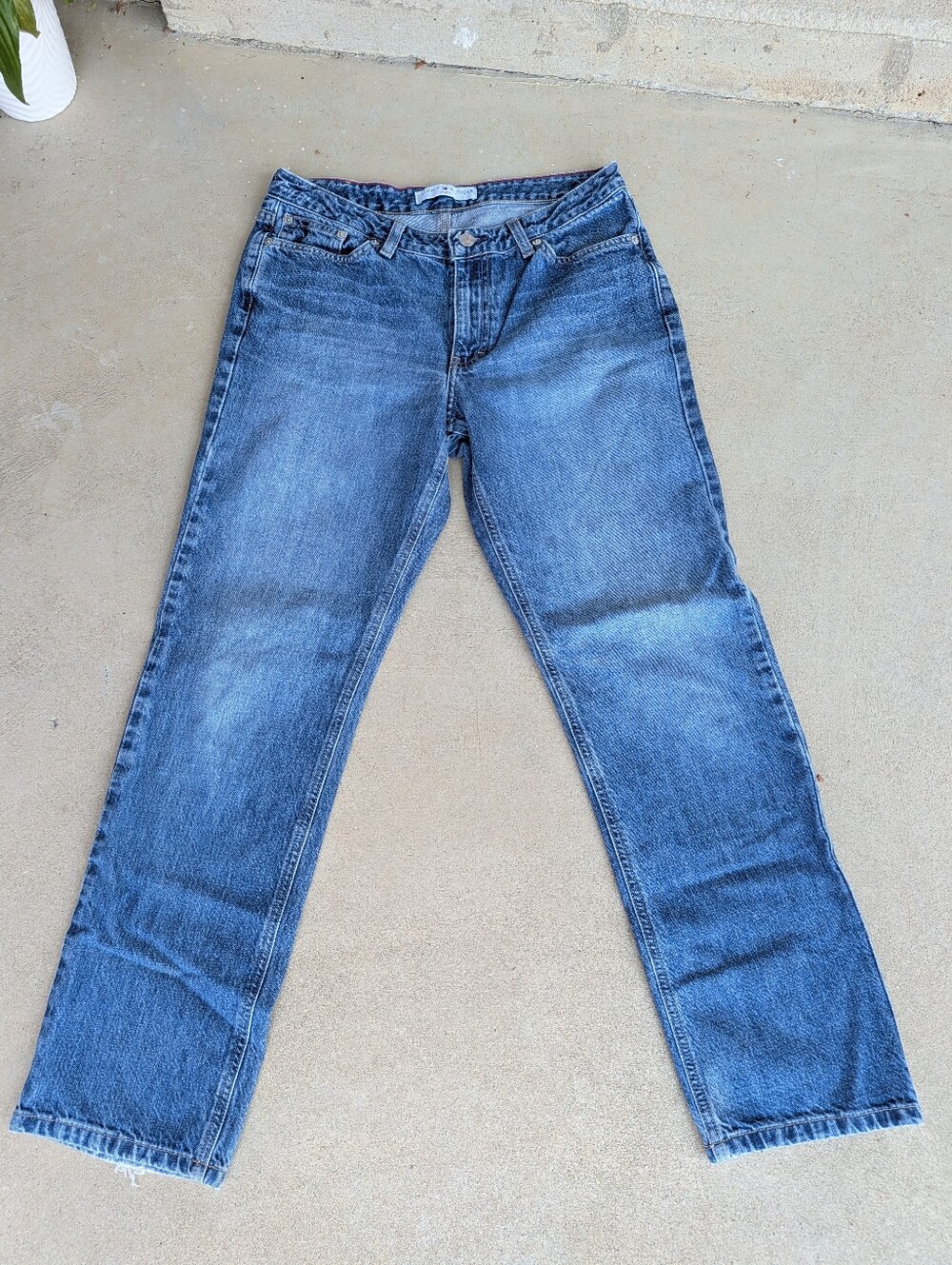 💙 Vintage Y2K Tommy Hilfiger Mid Rise Straight Leg Denim Jeans, Medium Wash, 8